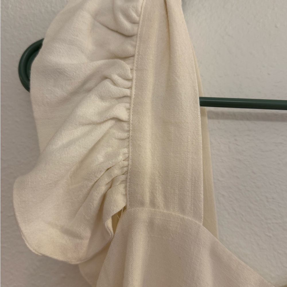 Ovi Cream Ruffled Blouse - Picture 5 of 7